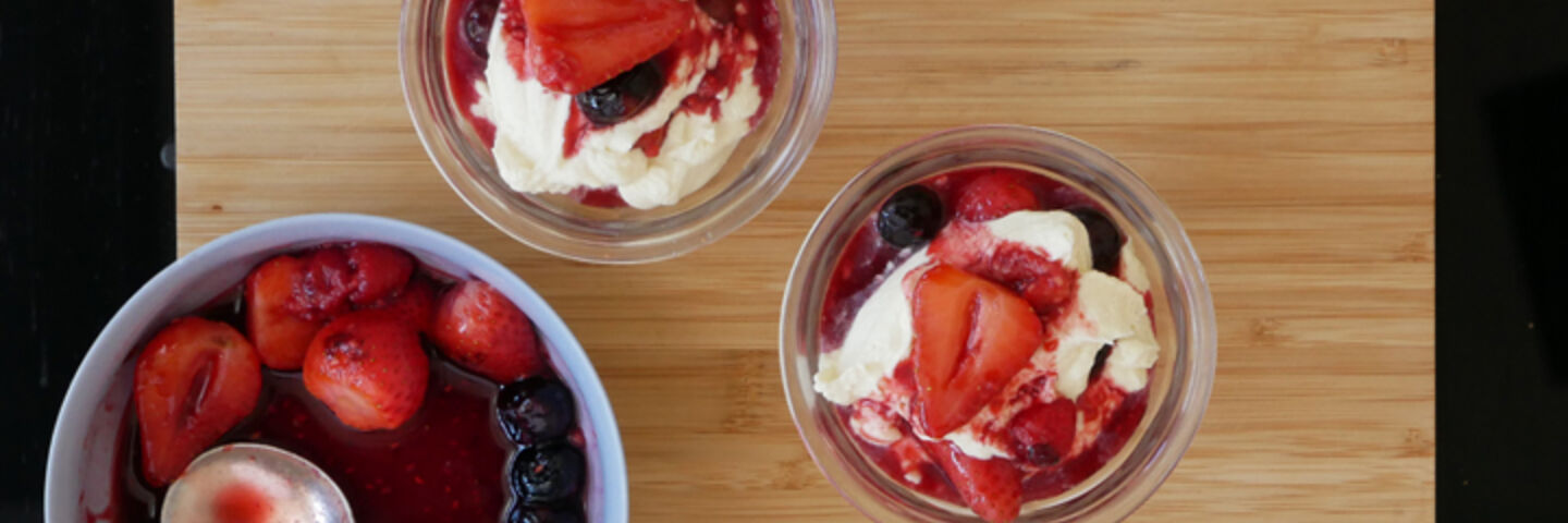 Berry gin fool recipe