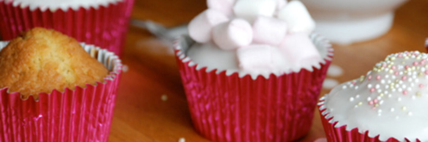 Classic Vanilla Fairy Cakes