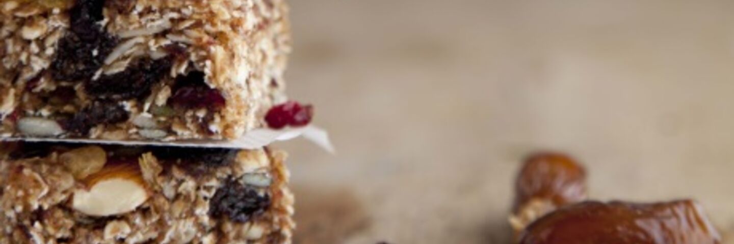 Gluten Free Fruit, Nut and Seed Garnola Bars