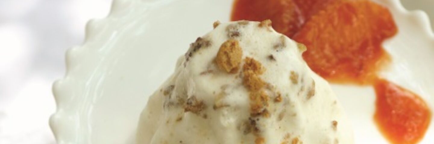 Honey semi-fredo with an Amaretti and orange sauce