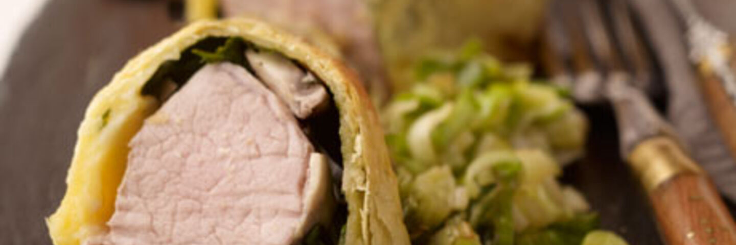 Pork Fillet en Croute with Port & Red Wine Jus
