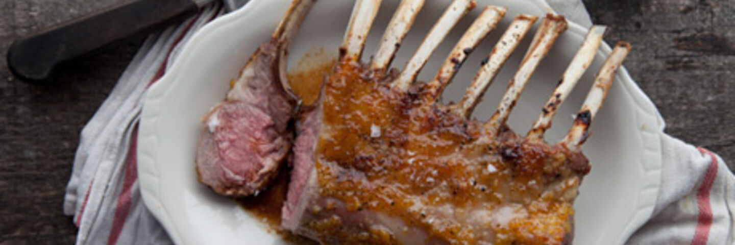 Roasted Rack of Lamb with Poitín Marmalade Crust