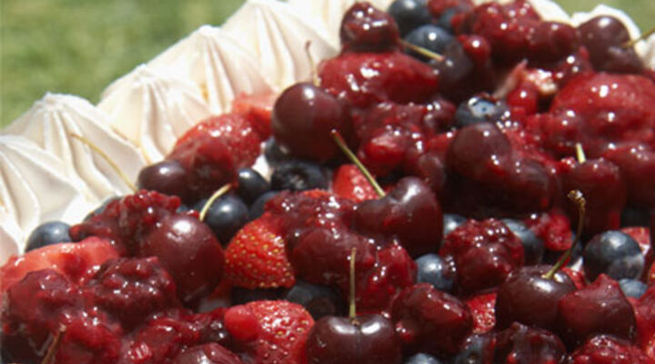 Autumn Berry Pavlova