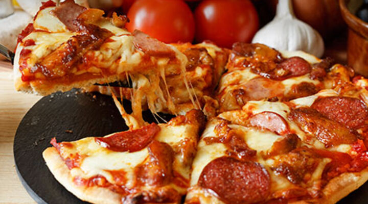 Chicken & Chorizo Tear & Share Pizza