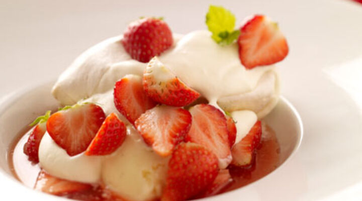 Pavlova With Vanilla Ice Cream, Champagne & Strawberry Consommé