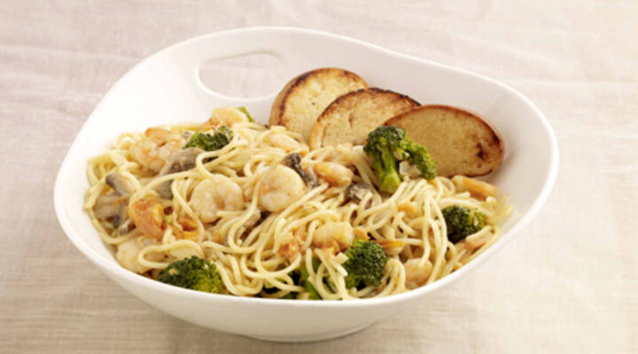 Spaghetti with Prawns and Sweet Chilli Cream