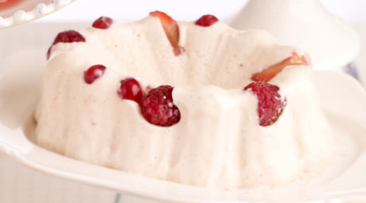 Strawberries Blancmange