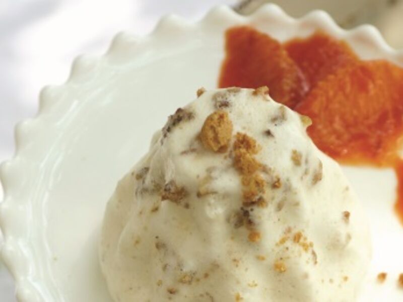 Honey semi-fredo with an Amaretti and orange sauce