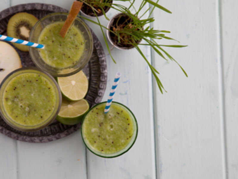 Apple, Kiwi & Wheatgrass Smoothie