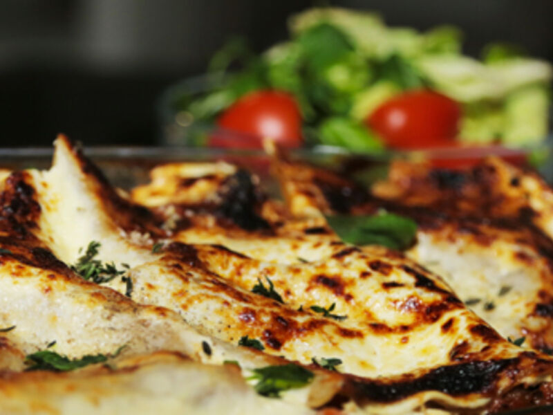 Sunday 25th Jan - Lasagne and Salad